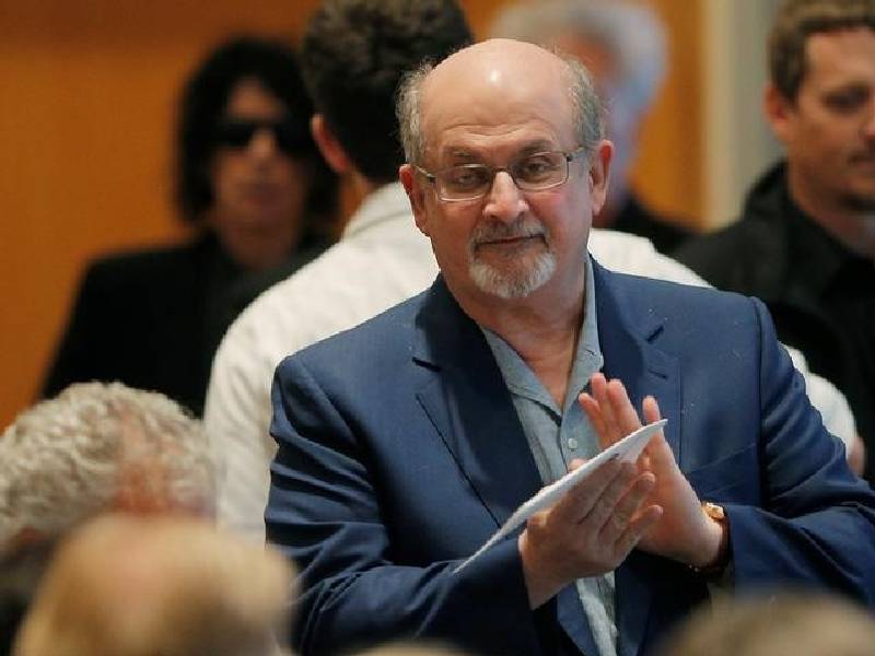 El escritor Salman Rushdie es apuñalado en Nueva York