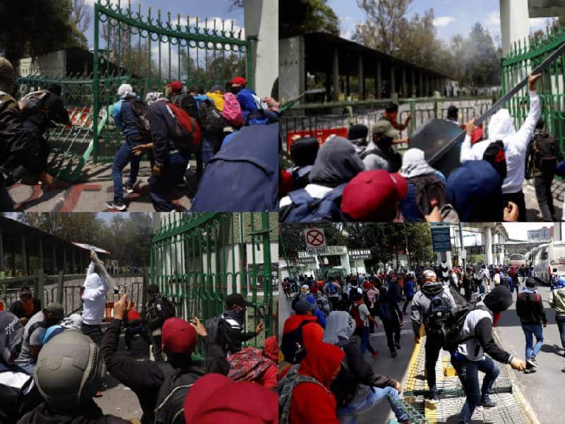 Video. Repliegan a estudiantes de Ayotzinapa con chorros de agua en protesta en el Campo Marte