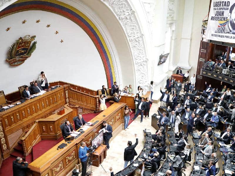 Parlamento de Venezuela analiza ley para regular ONGs “asociadas a Estados Unidos”