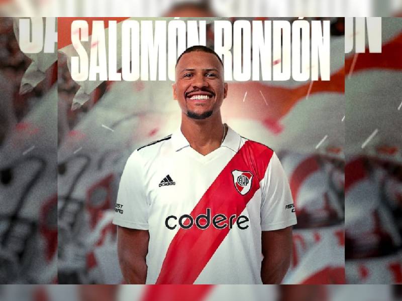 Venezolano Rondón firma contrato y se suma a River de Argentina
