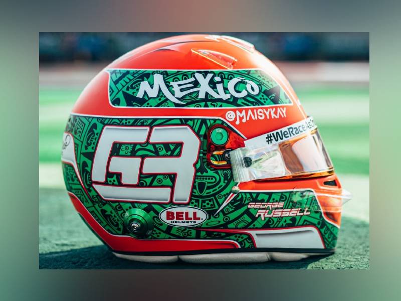 George Russell estrena casco conmemorativo al Gran Premio de México