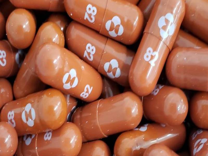 Reino Unido aprueba píldora contra el Covid-19