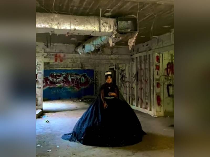 Quinceañera acude a una casa "narcosatánica" para su sesión de fotos