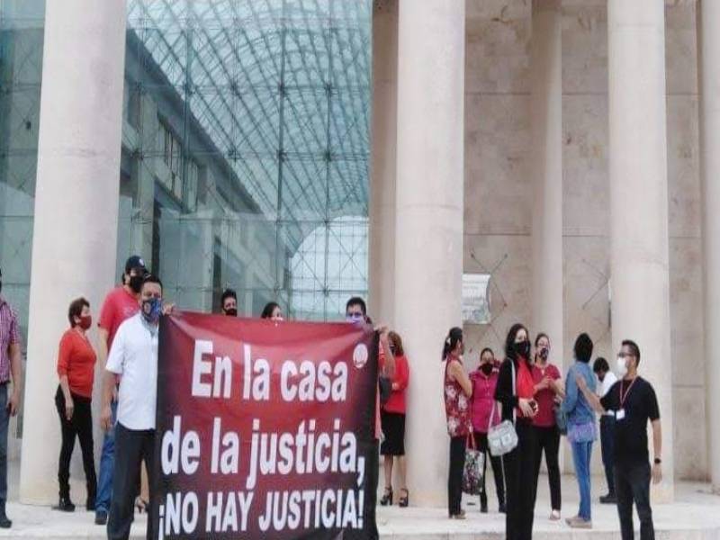 Huelguistas del Poder Judicial advierten de paro general en Yucatán