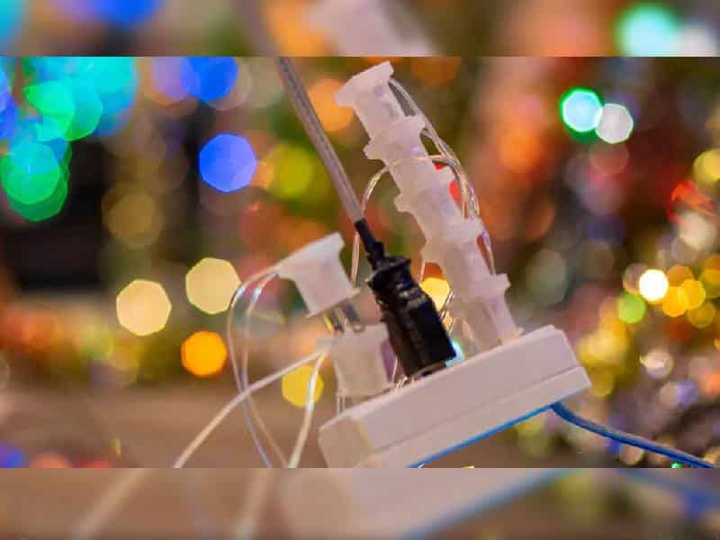Cómo evitar daño eléctrico a dispositivos durante la temporada navideña