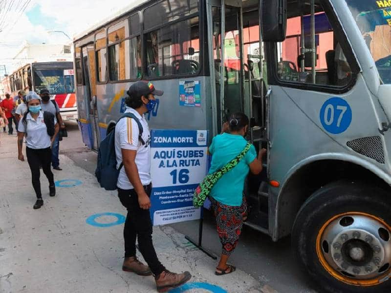 Anuncian reorganización del transporte en Mérida