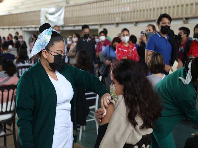 Juventud responde llamado de segunda dosis de Covid