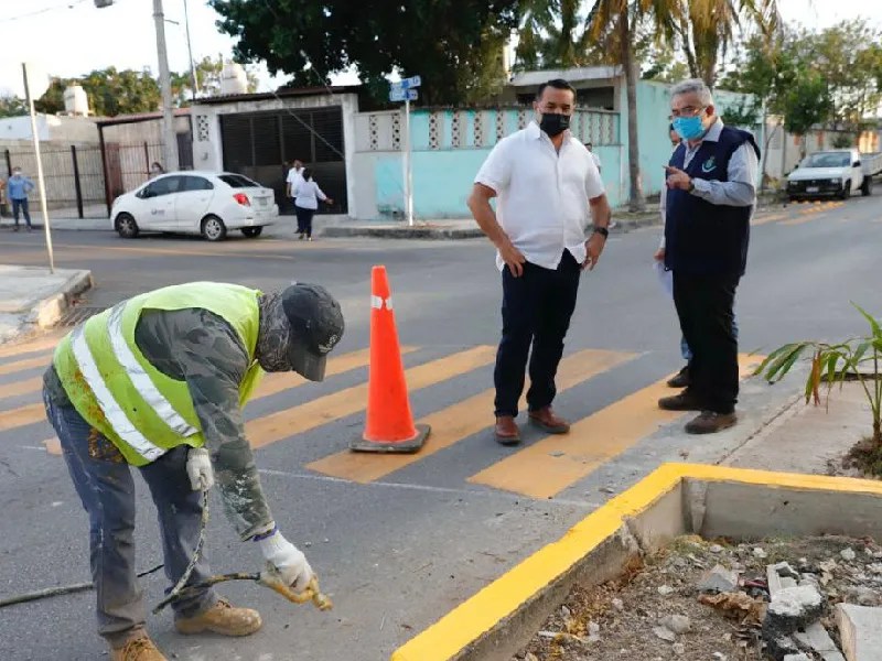 Supervisa Renán Barrera obras urbanas