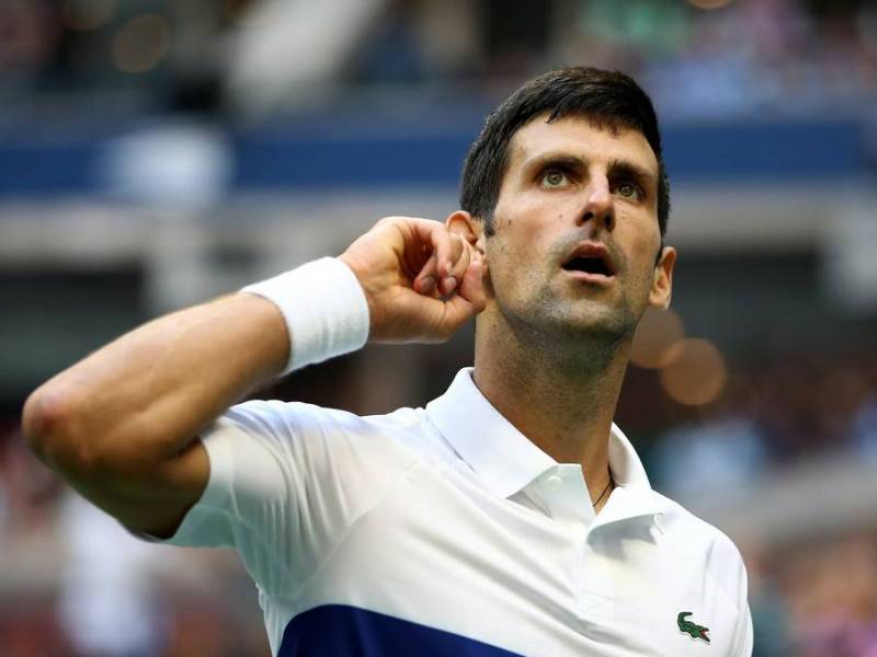 Grupos antivacuna apoyan a Novak Djokovic en Australia