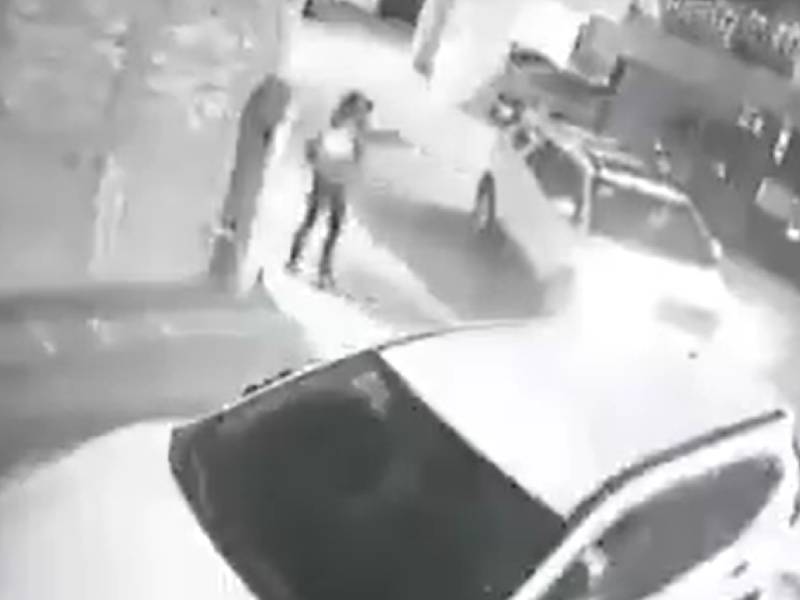 Video: Ladrón dispara a conductor tras asalto frustrado
