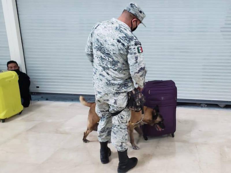 Marina toma control de la seguridad en aeropuertos de Mérida y Chichen