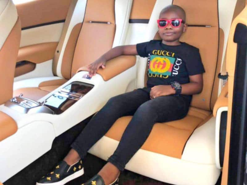 Mompha Junior, el niño más rico de África con mansiones y autos