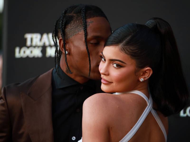 Kylie Jenner y Travis Scott hijo