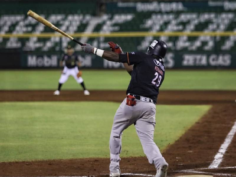 Baño de cal de los Tigres a los Leones, 1-0 gana novena de Quintana Roo