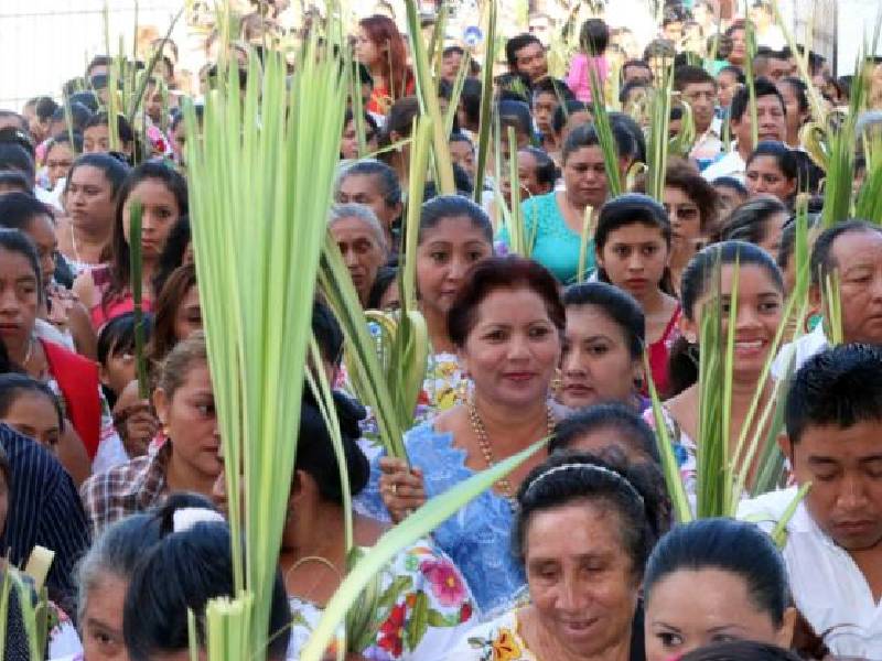 Llaman a feligreses católicos a construir la paz mundial