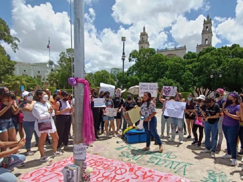 Mujeres protestan por desapariciones