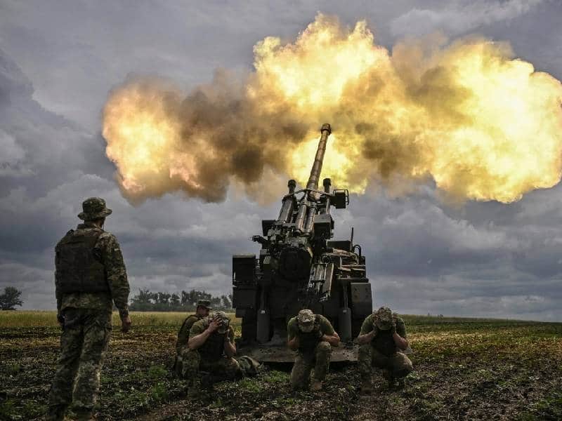 Envía EU más armas a Ucrania y pide a China alejarse de Rusia