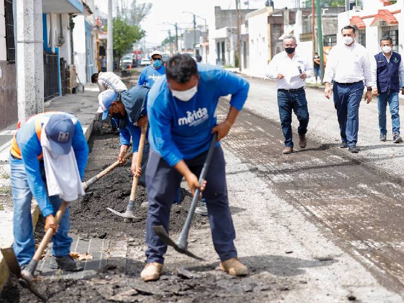 Supervisa Renán mejora de vialidades en Mérida
