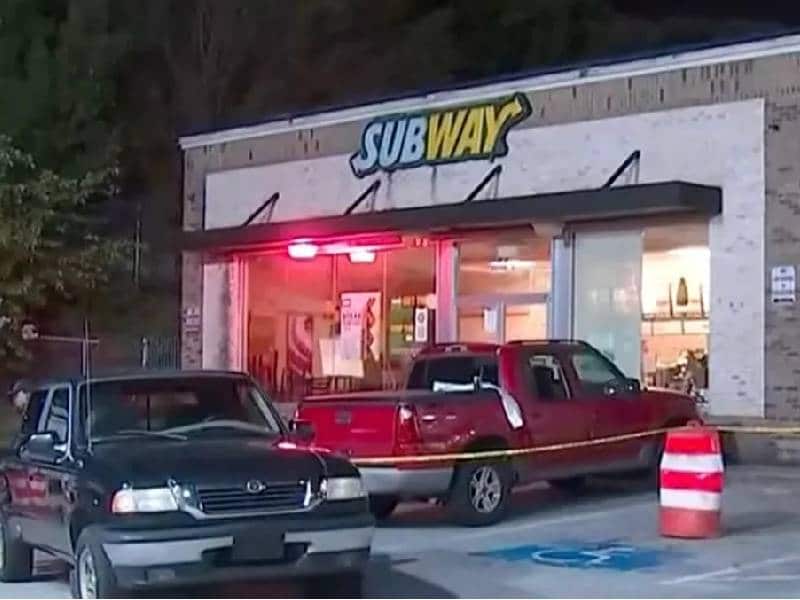 Cliente de Subway le dispara a empleada por poner “demasiada mayonesa” en su sándwich