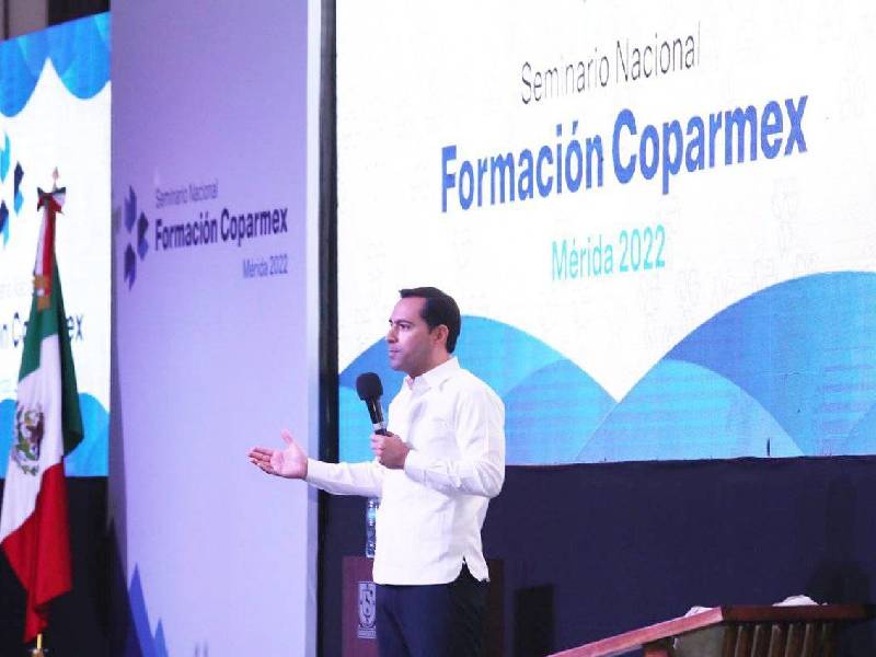 El Gobernador Mauricio Vila Dosal expone lo que se está haciendo para transformar a Yucatán