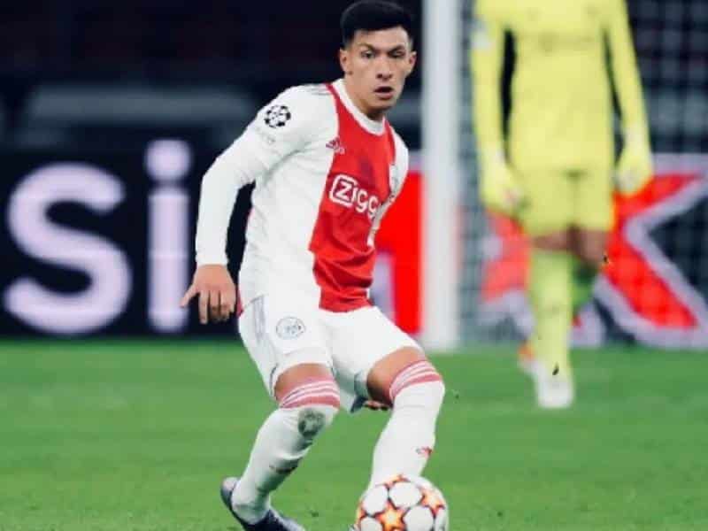 El Manchester United confirma el fichaje del argentino Lisandro Martínez del Ajax