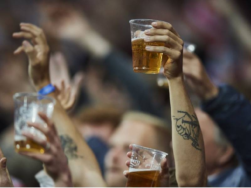 Estadios de Qatar no venderán alcohol en el mundial