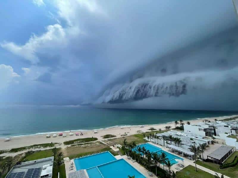 Video: ¡Impactante! Reportan fenómeno natural en playa de Tampico