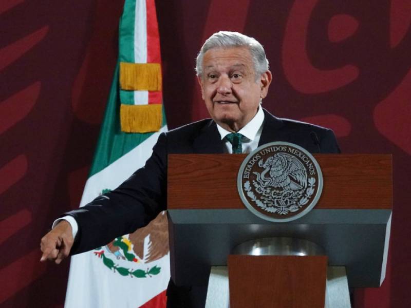 Responde AMLO a propuesta de Fox de foto con expresidentes