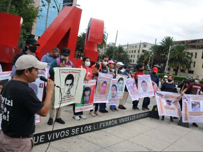 Indagan a general por ignorar acciones en caso Ayotzinapa