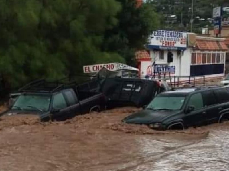 VIDEO: Fuertes lluvias dejan inundaciones en Nogales, Sonora; hay tres fallecidos