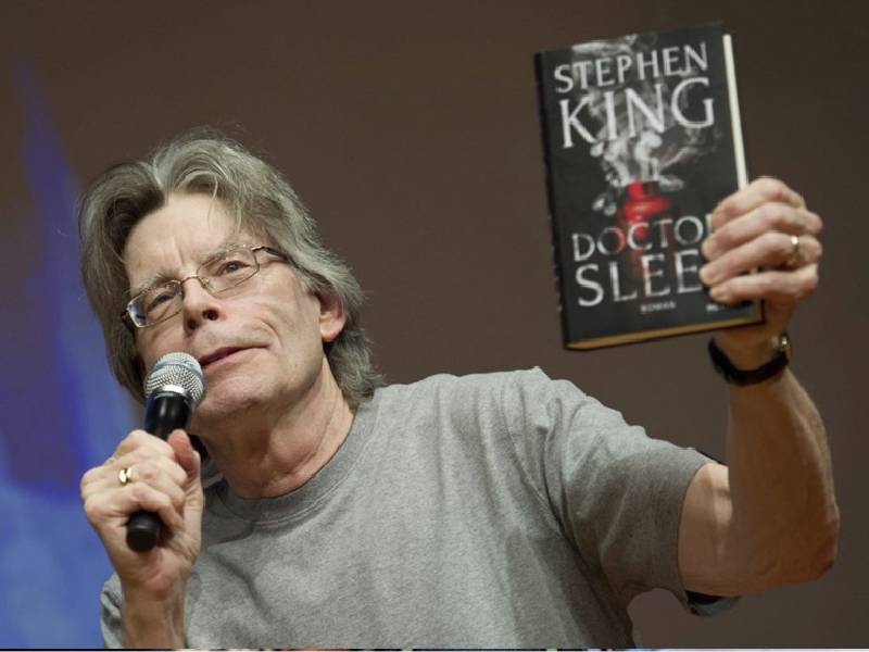 El maestro Stephen King en juicio