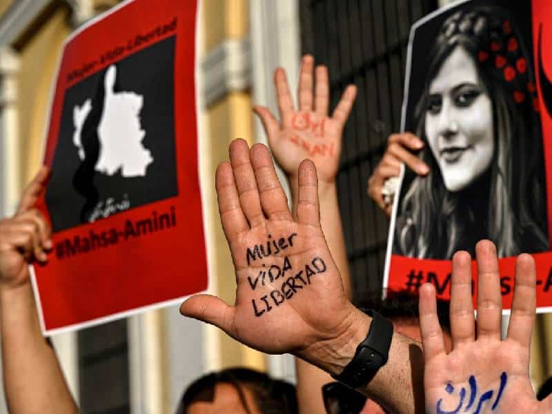 Irán dice que Mahsa Amini murió de enfermedad y no a “golpes”