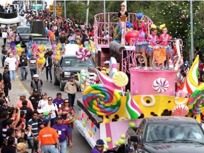 Todo listo para Encuentro Internacional de Carnavales en Mérida.
