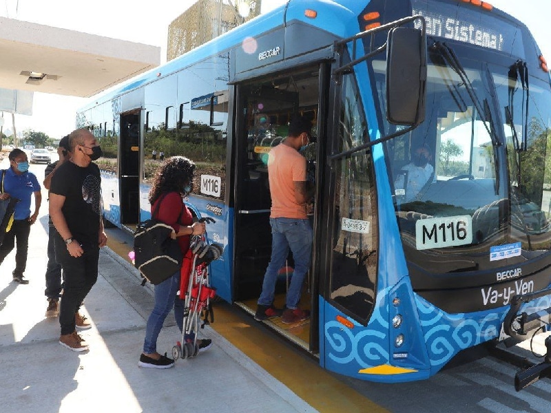 Estrenan nuevas rutas de transporte nocturno