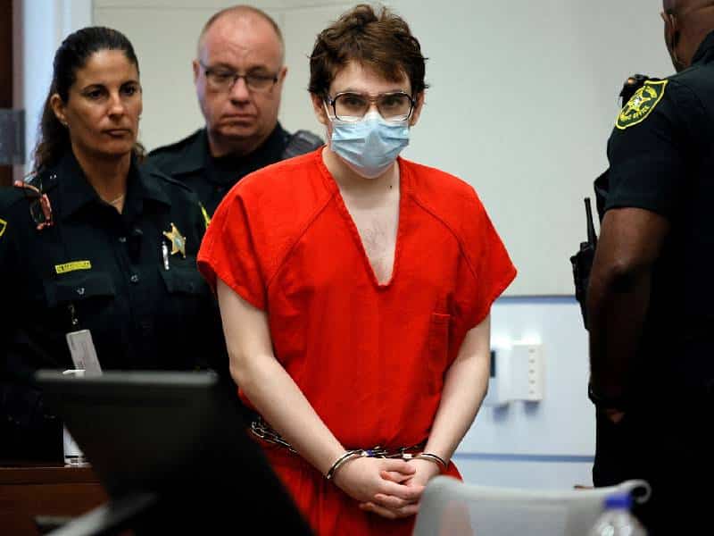 Nikolas Cruz, autor de tiroteo en escuela de Parkland, condenado a cadena perpetua