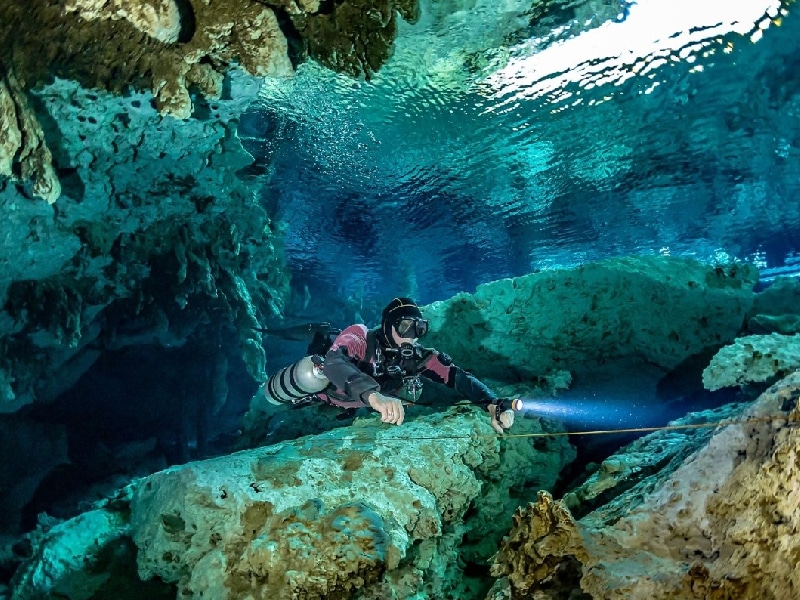 Participarán 60 expertos en el Festival de Buceo en Cenotes