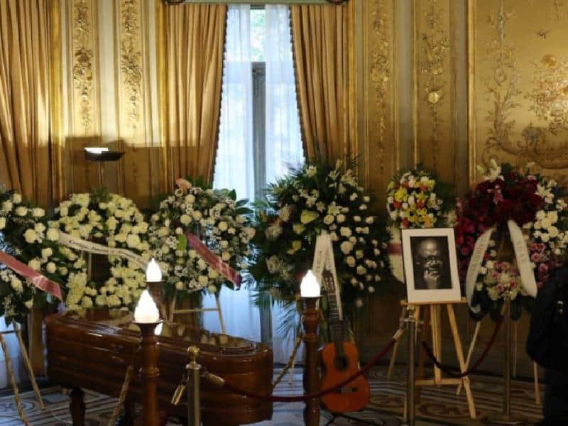 Madrid despide a Pablo Milanés, que será enterrado en España