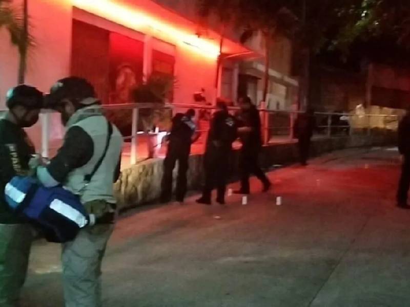 Ataque armado en bar de Acapulco, deja dos heridos