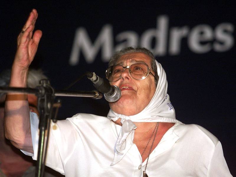 ¿Quién era Hebe de Bonafini, líder de las Madres de Plaza de Mayo que murió hoy?