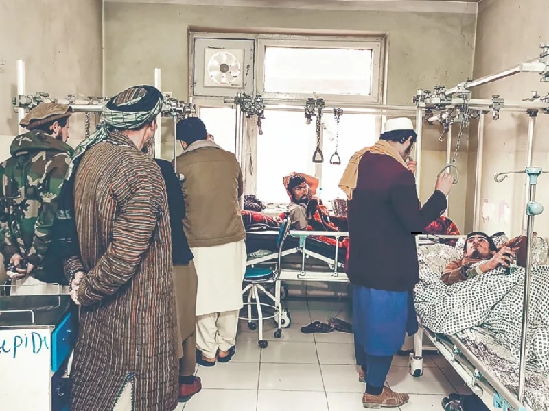 Afganistán sufre atentado en una escuela_ mueren 19