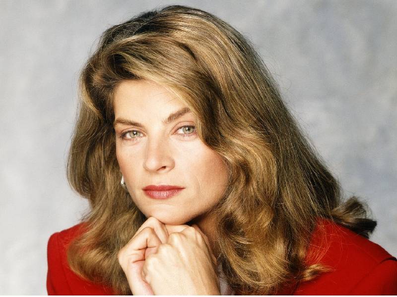 Kirstie Alley, actriz estadounidense, muere a los 71 años