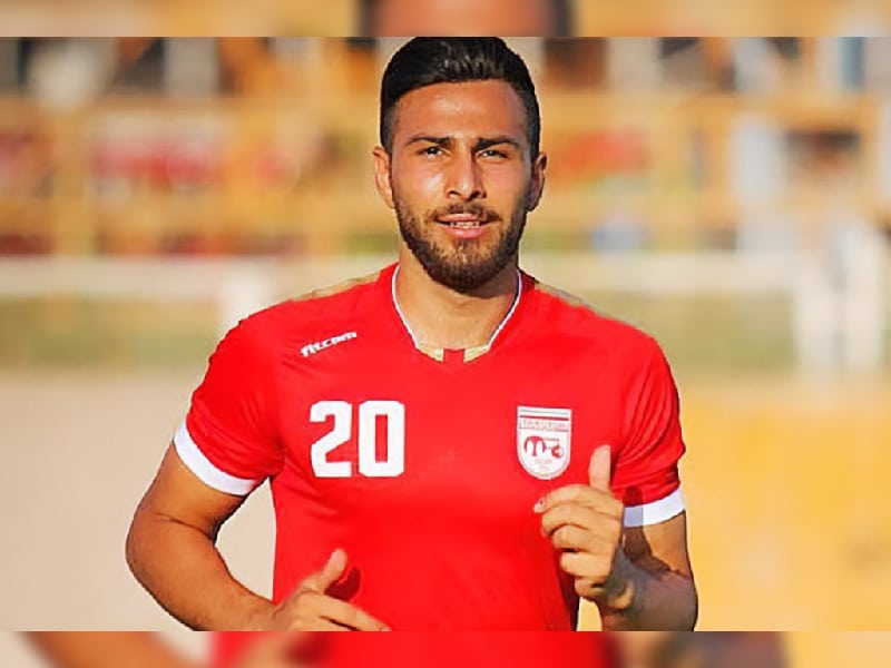 Él es Amir Nasr-Azadani, el futbolista condenado a muerte por apoyar a las mujeres