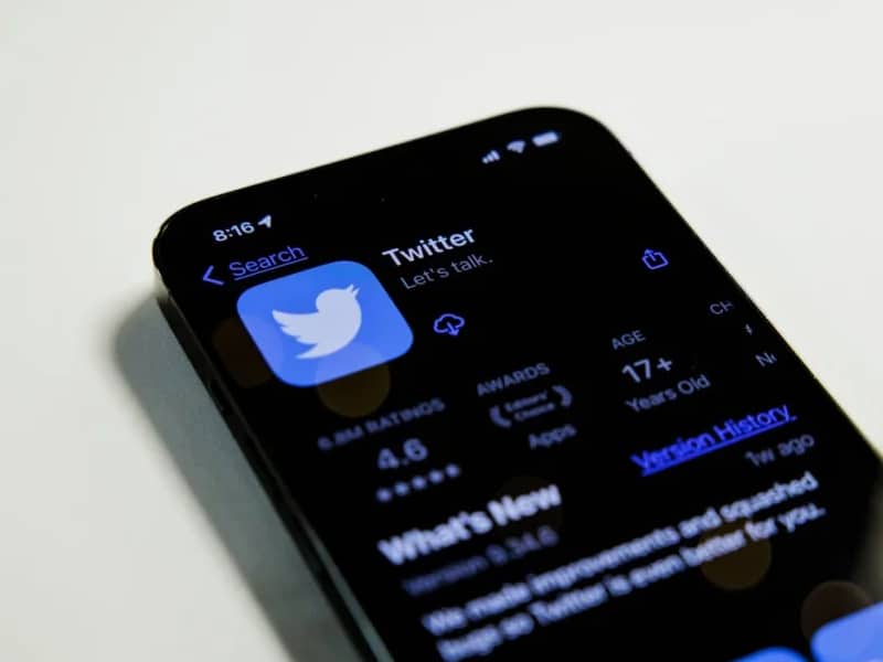 Twitter relanzará suscripción con la insignia azul