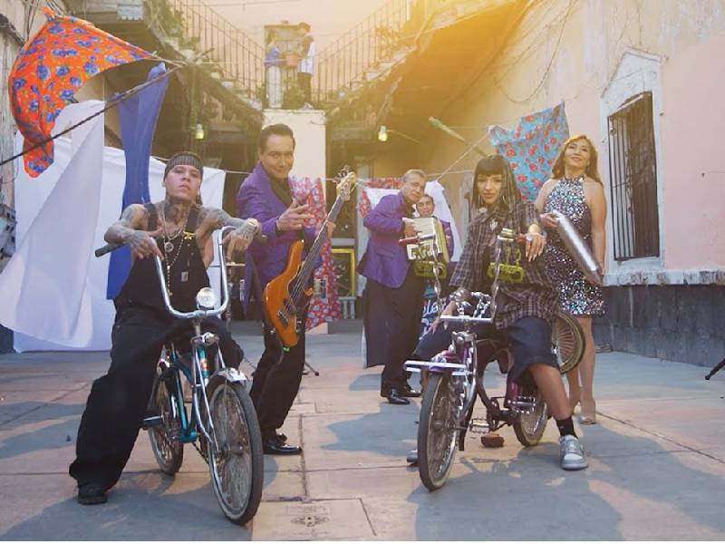 Los Ángeles Azules estrenan “Tú y Tú” colaboración con Santa Fe Klan y Cazzu
