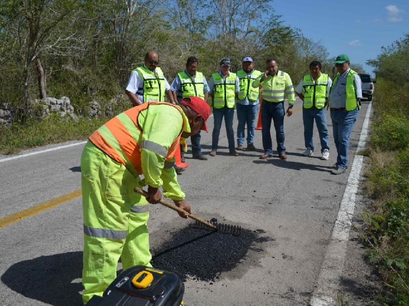 Brindan mantenimiento a la red carretera federal libre del estado