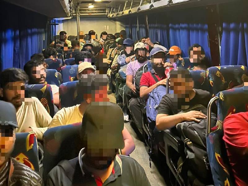 56 indocumentados detenidos en Seyé 