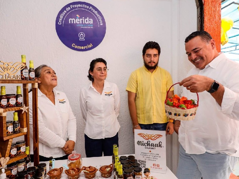 Renán Barrera promueve el emprendimiento en el Municipio