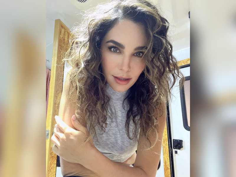 Martha Higareda responde a las críticas por sus anécdotas con famosos