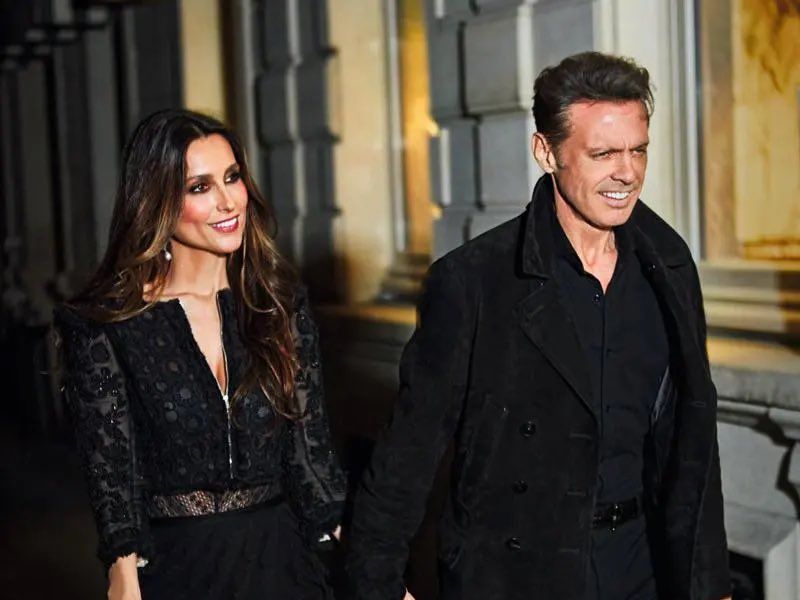 Luis Miguel presume fotos junto a Paloma Cuevas