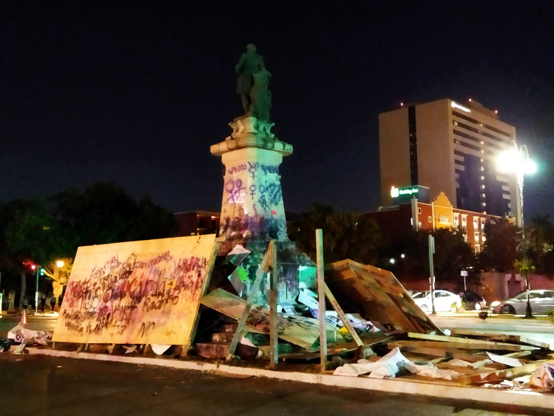 Demoras para restaurar monumentos interevenidos en marcha del 8M